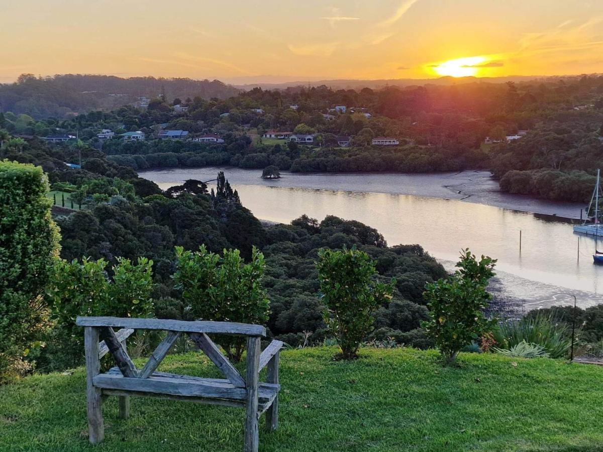 Sunset Point Kerikeri Apartment Exterior foto